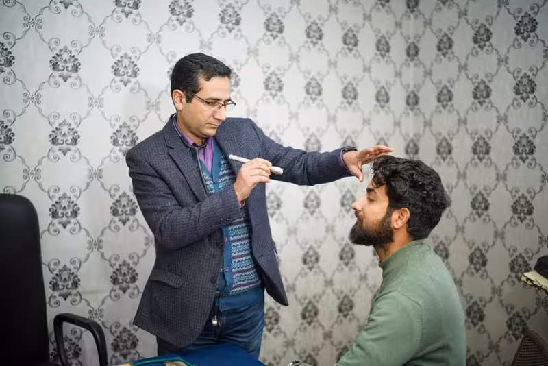 Appointment Booking: Doctor Doctor for Appointment Booking - Cambridge: Private Microsuction Ear Wax Removal In Cambridge CB2 – Nearby Transport Optio...